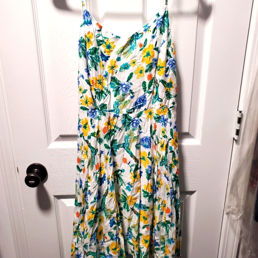Two old navy summer dresses